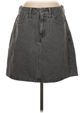 1 waist size - 28