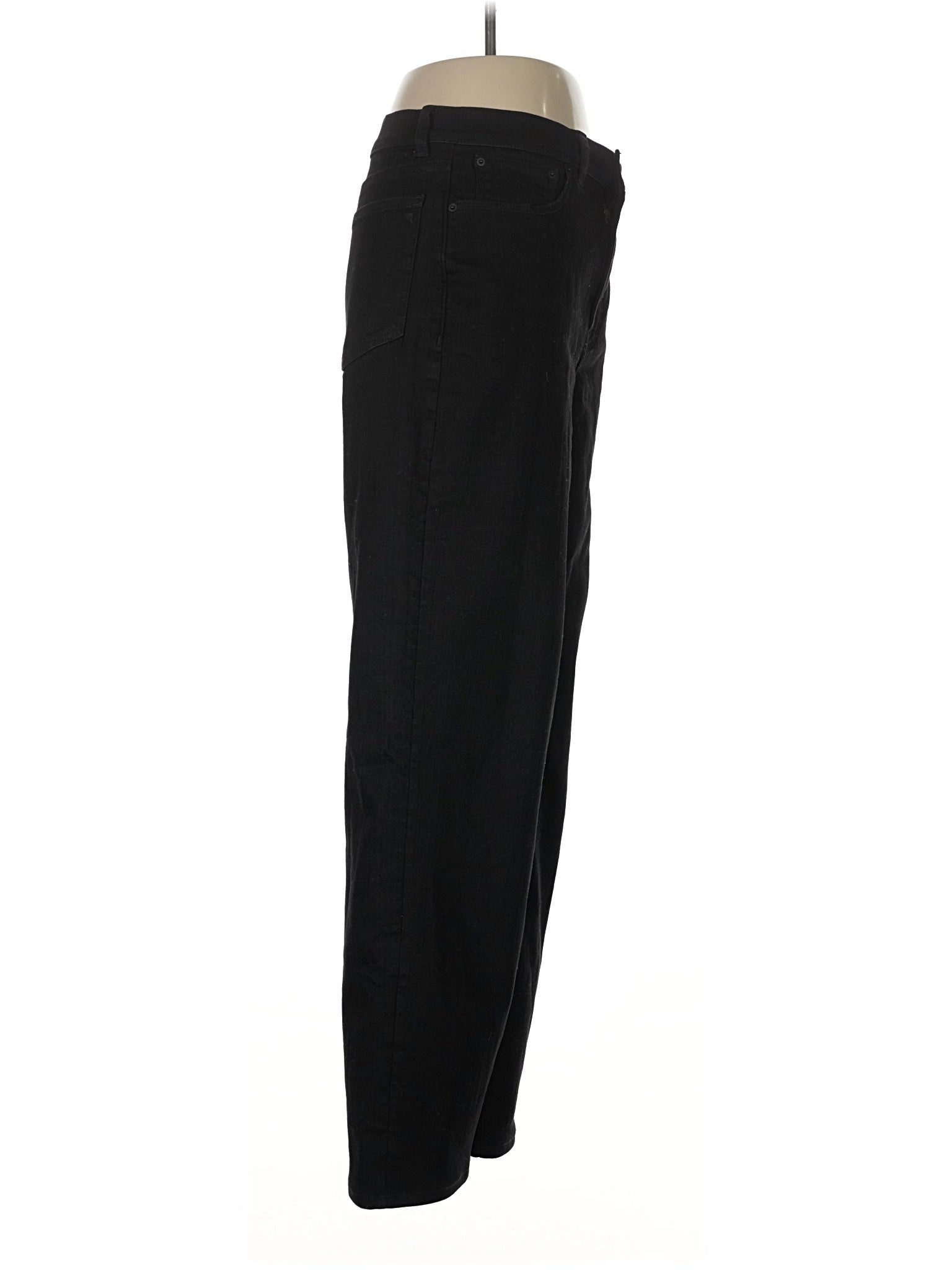 3 waist size - 28 T