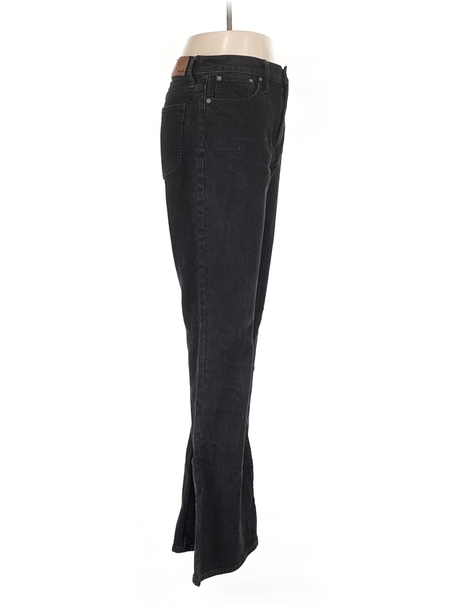 3 waist size - 28 T