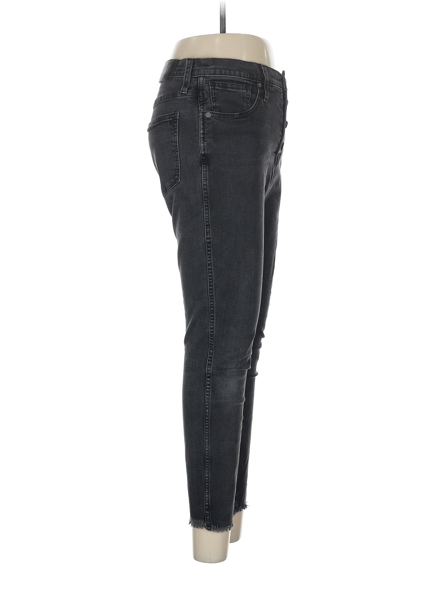 3 waist size - 28 P