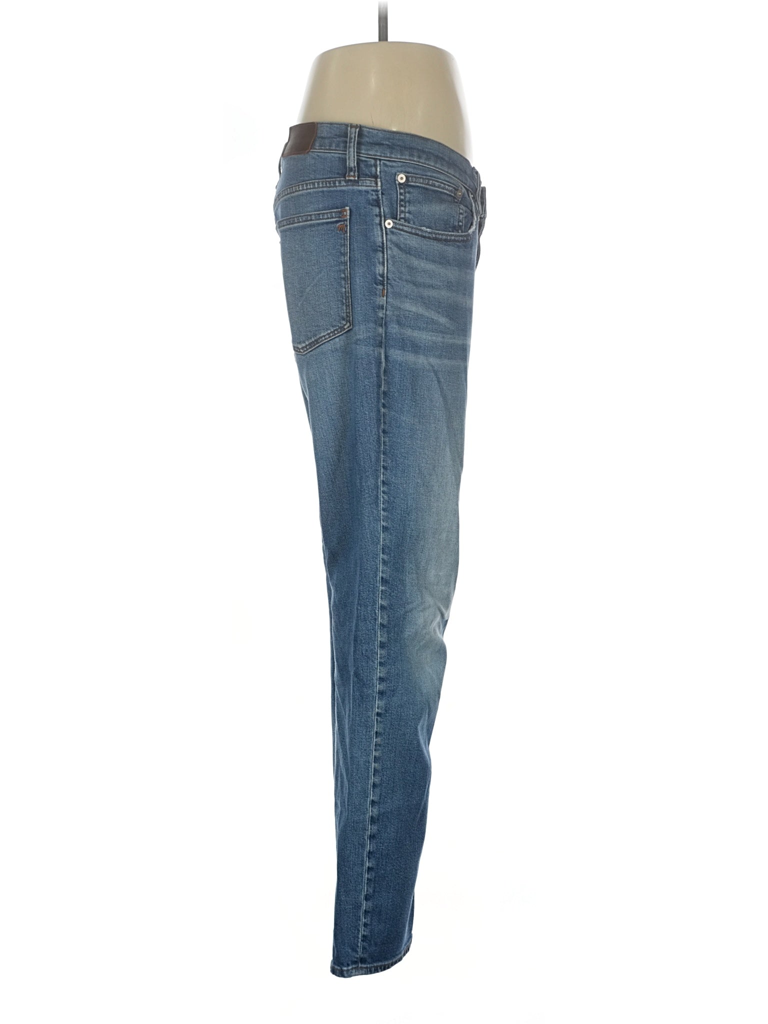 3 waist size - 28