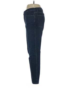 4 waist size - 28