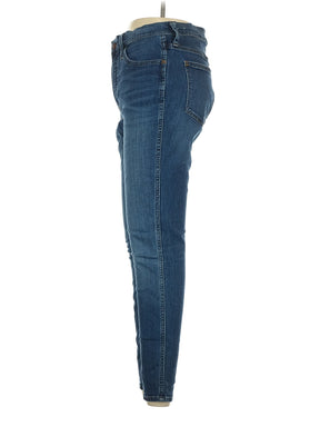 4 waist size - 28