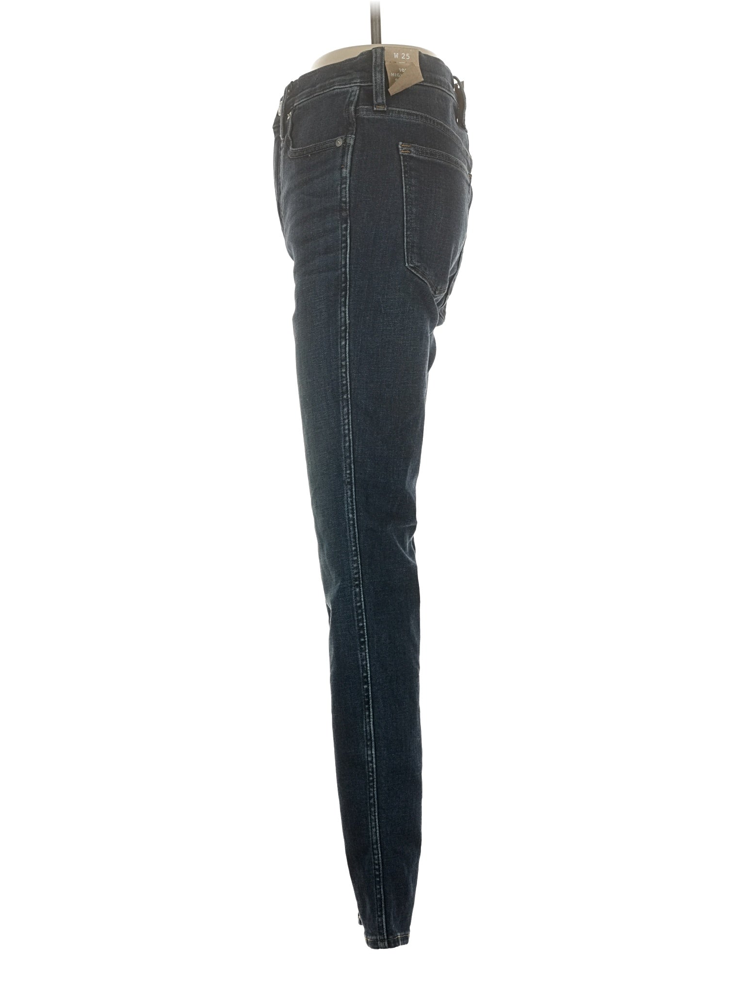4 waist size - 25