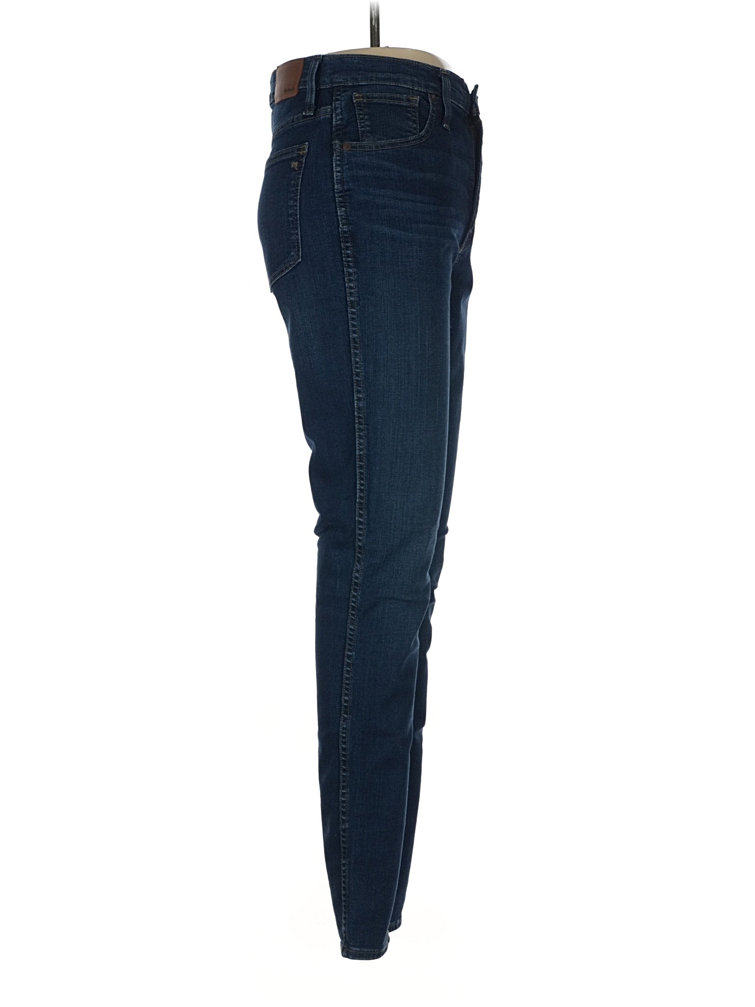 3 waist size - 28 T