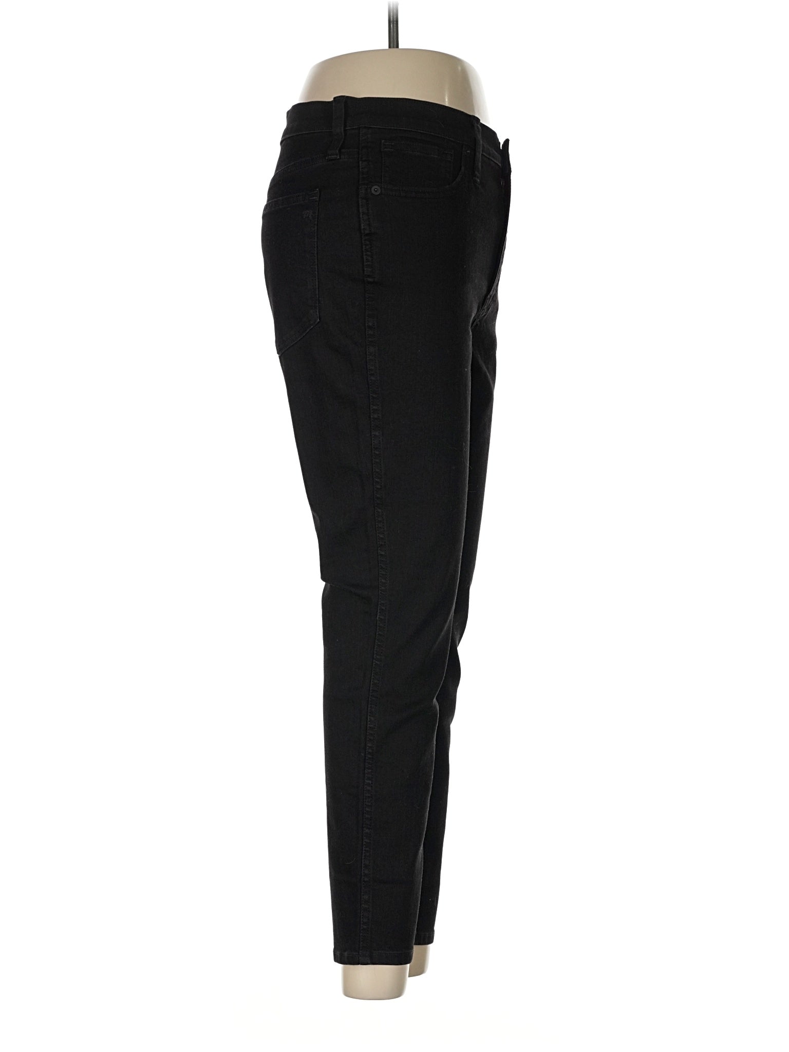 3 waist size - 28 P