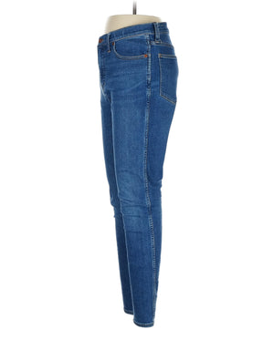 4 waist size - 28