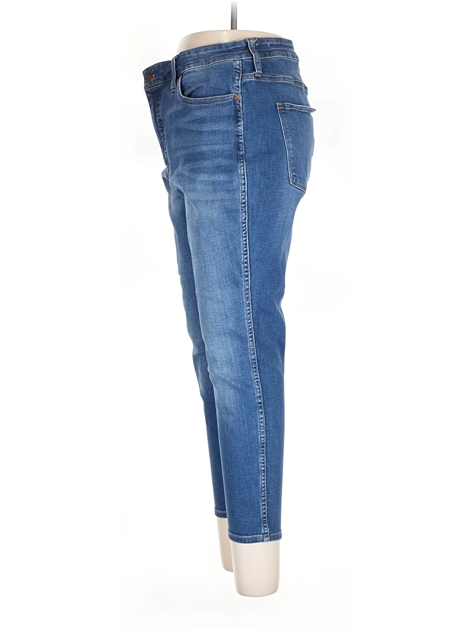 4 waist size - 32 P
