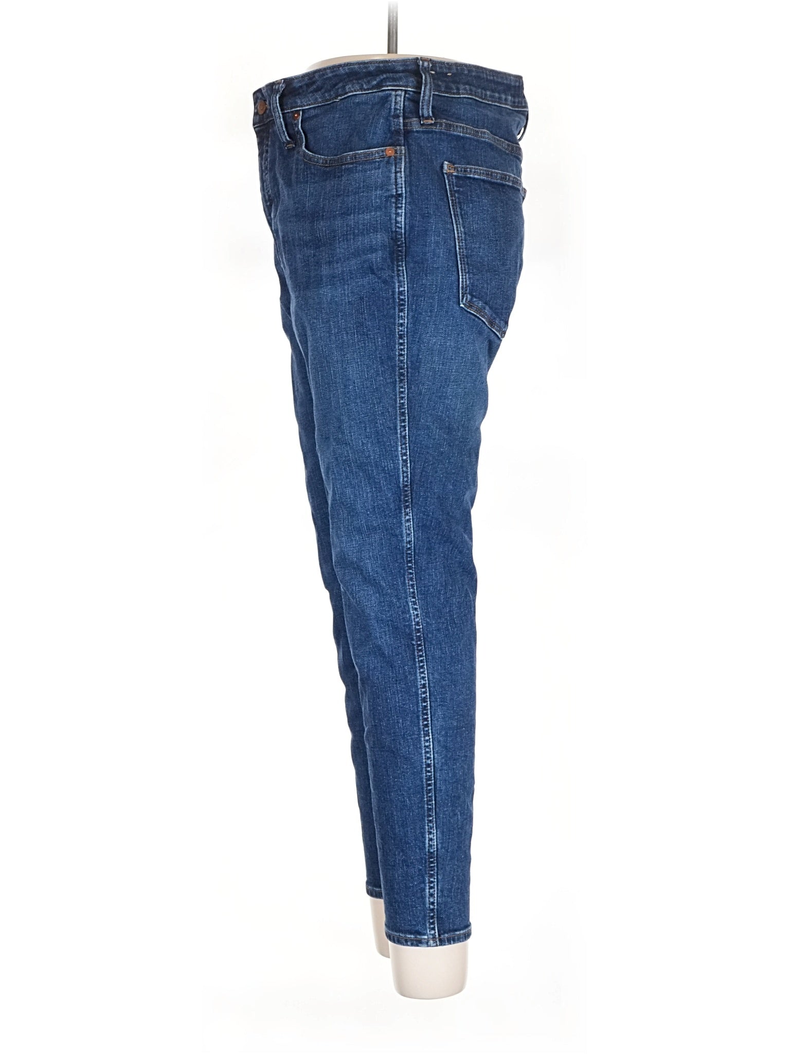 4 waist size - 32