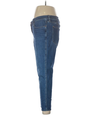 4 waist size - 32 W