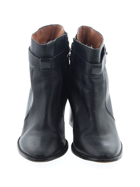 2 shoe size - 9 1/2