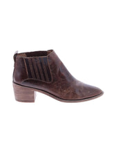 1 shoe size - 7 1/2