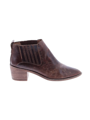 1 shoe size - 7 1/2