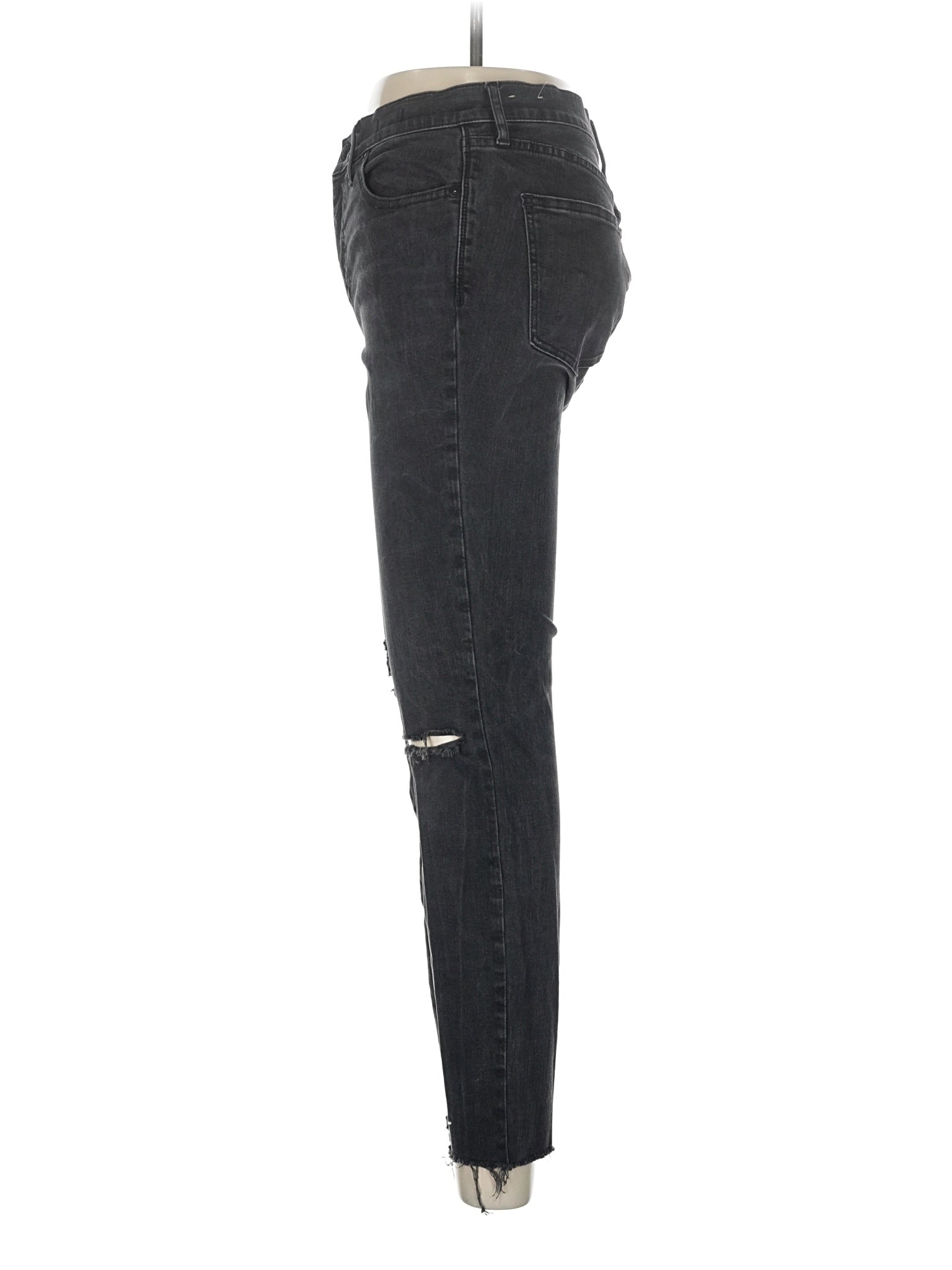 4 waist size - 28