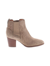 1 shoe size - 7