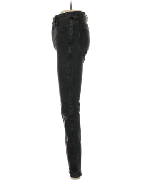 4 waist size - 25