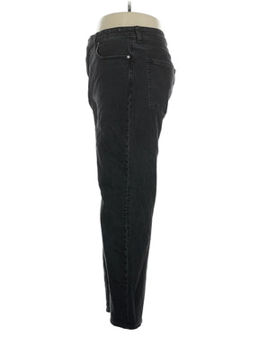 9 waist size - 32