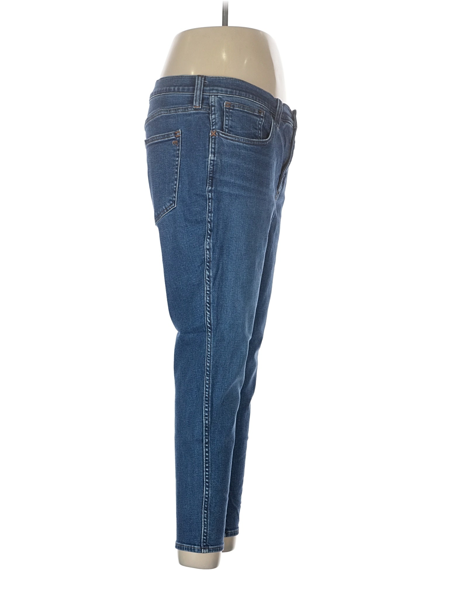 3 waist size - 32 W