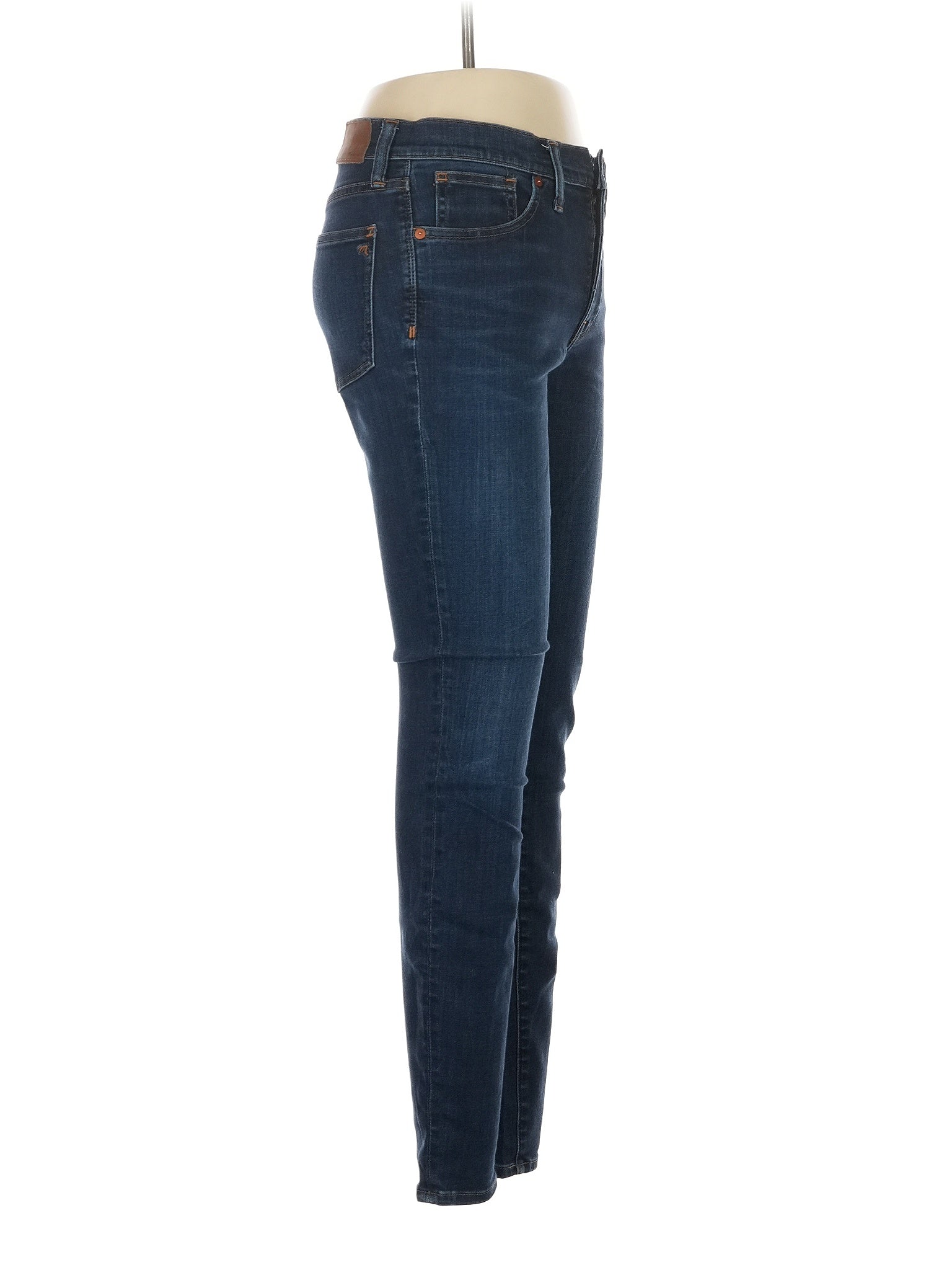 3 waist size - 28 T