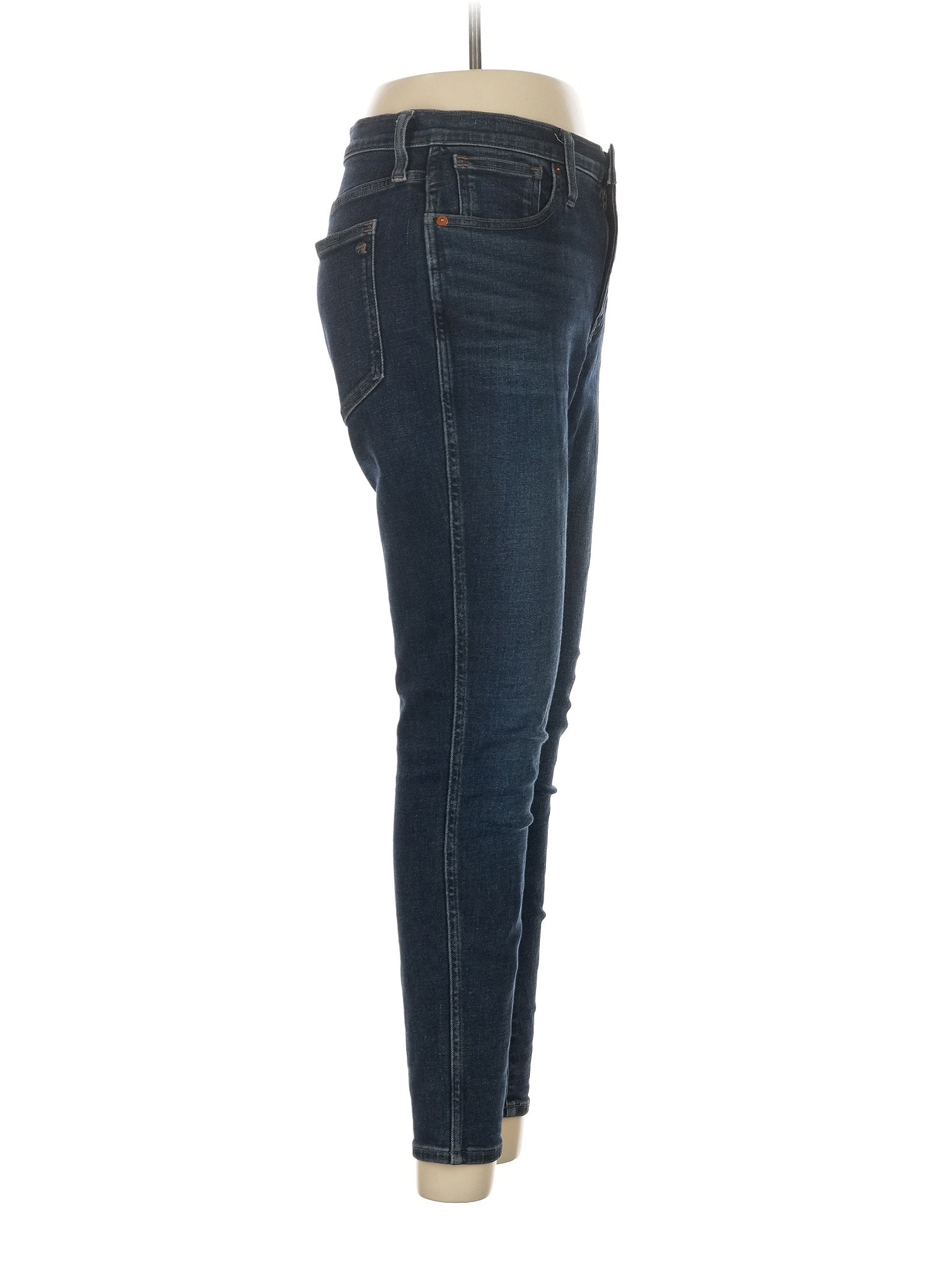 3 waist size - 28 P