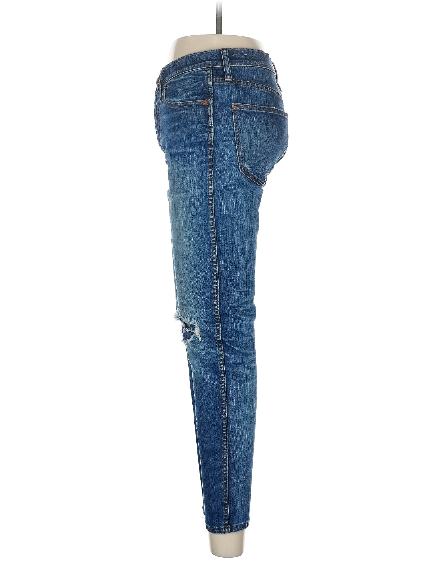 4 waist size - 28