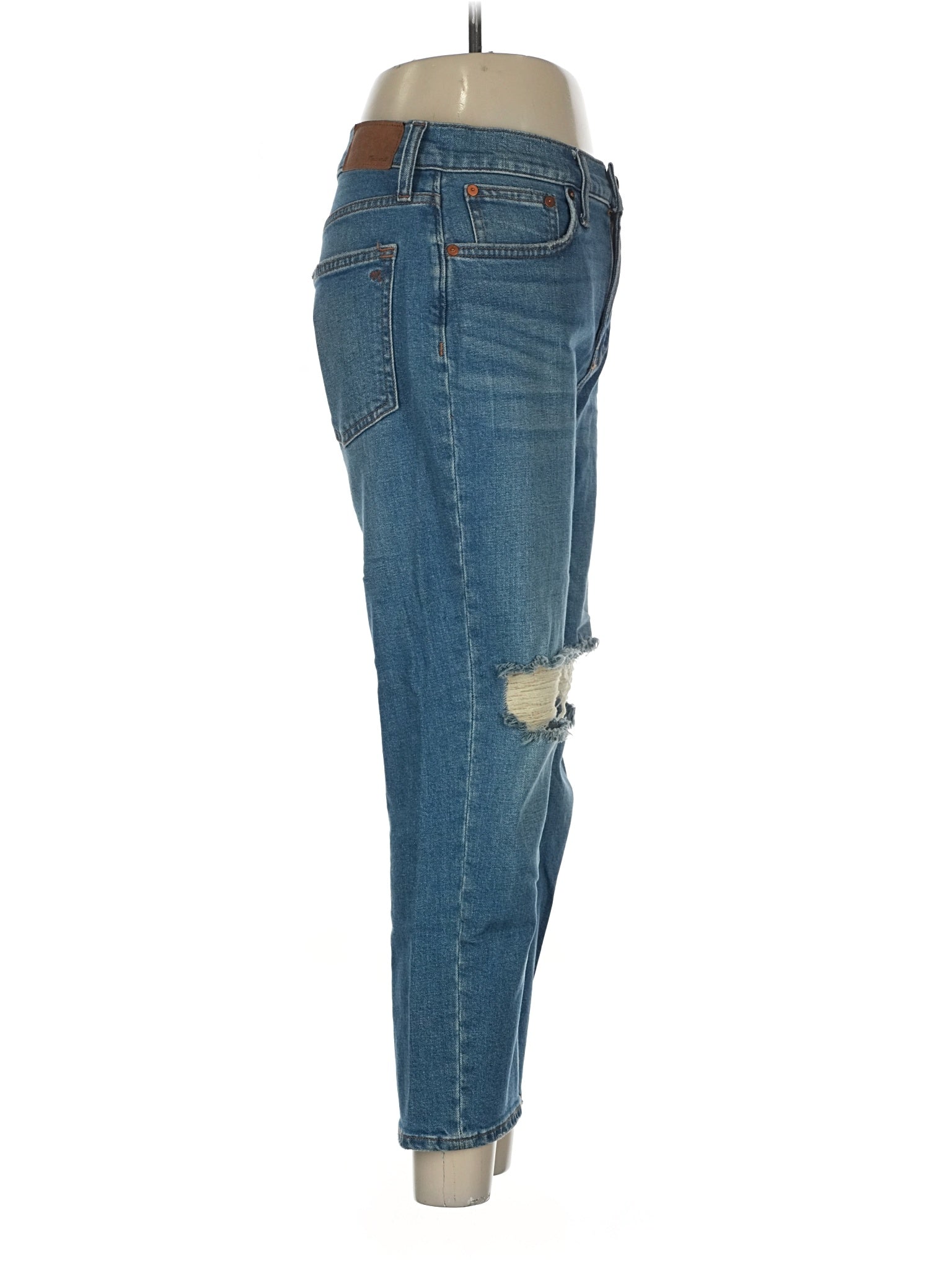 3 waist size - 28 P