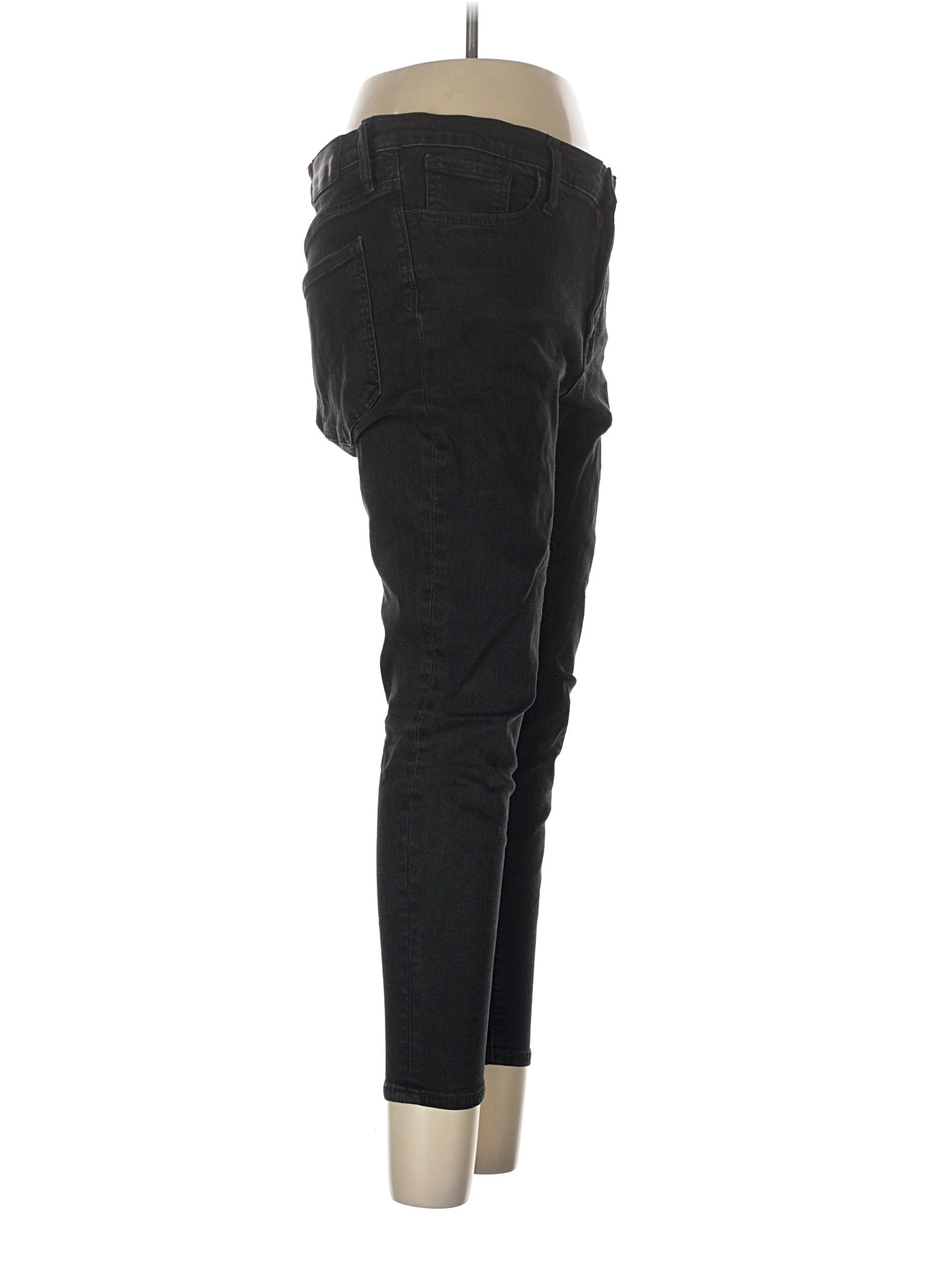 3 waist size - 32 P