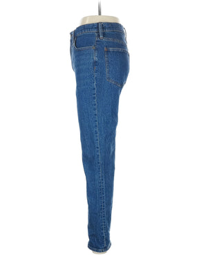 4 waist size - 28