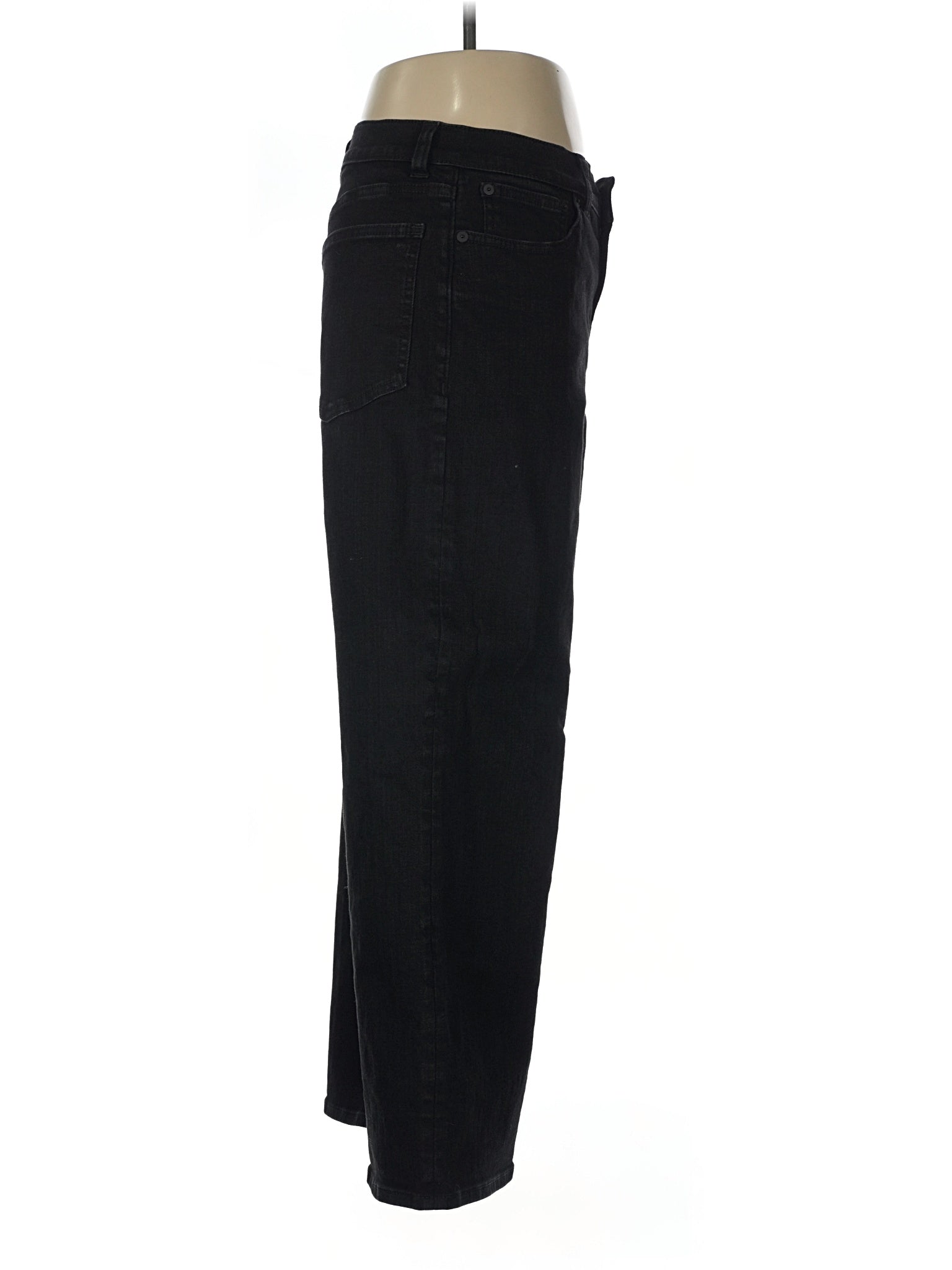 3 waist size - 28 P
