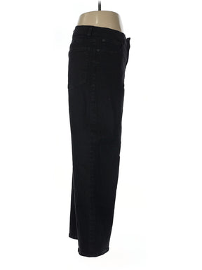 3 waist size - 28 P