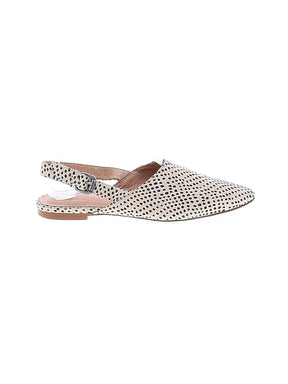 1 shoe size - 5