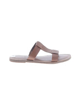1 shoe size - 10