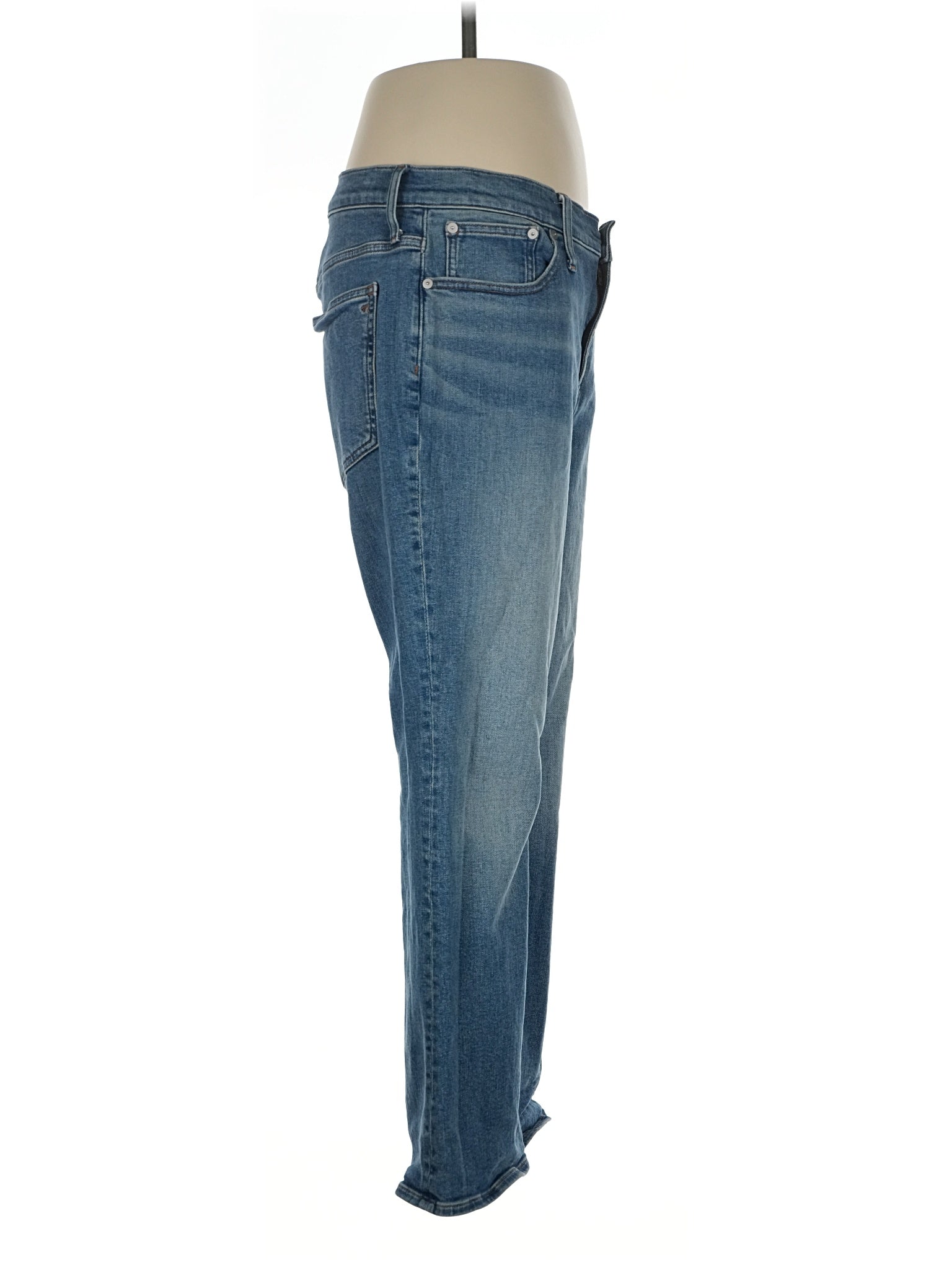 9 waist size - 31