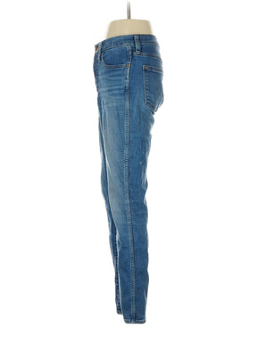4 waist size - 25