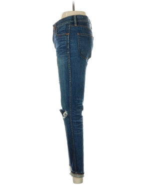 4 waist size - 25