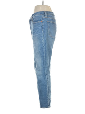 4 waist size - 28