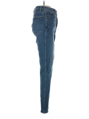 8 waist size - 25