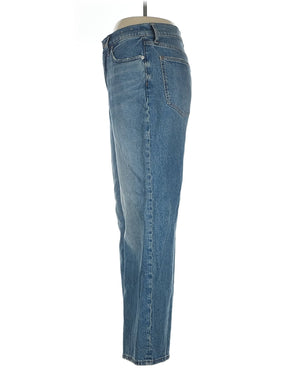 4 waist size - 28