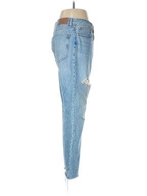 3 waist size - 28 P