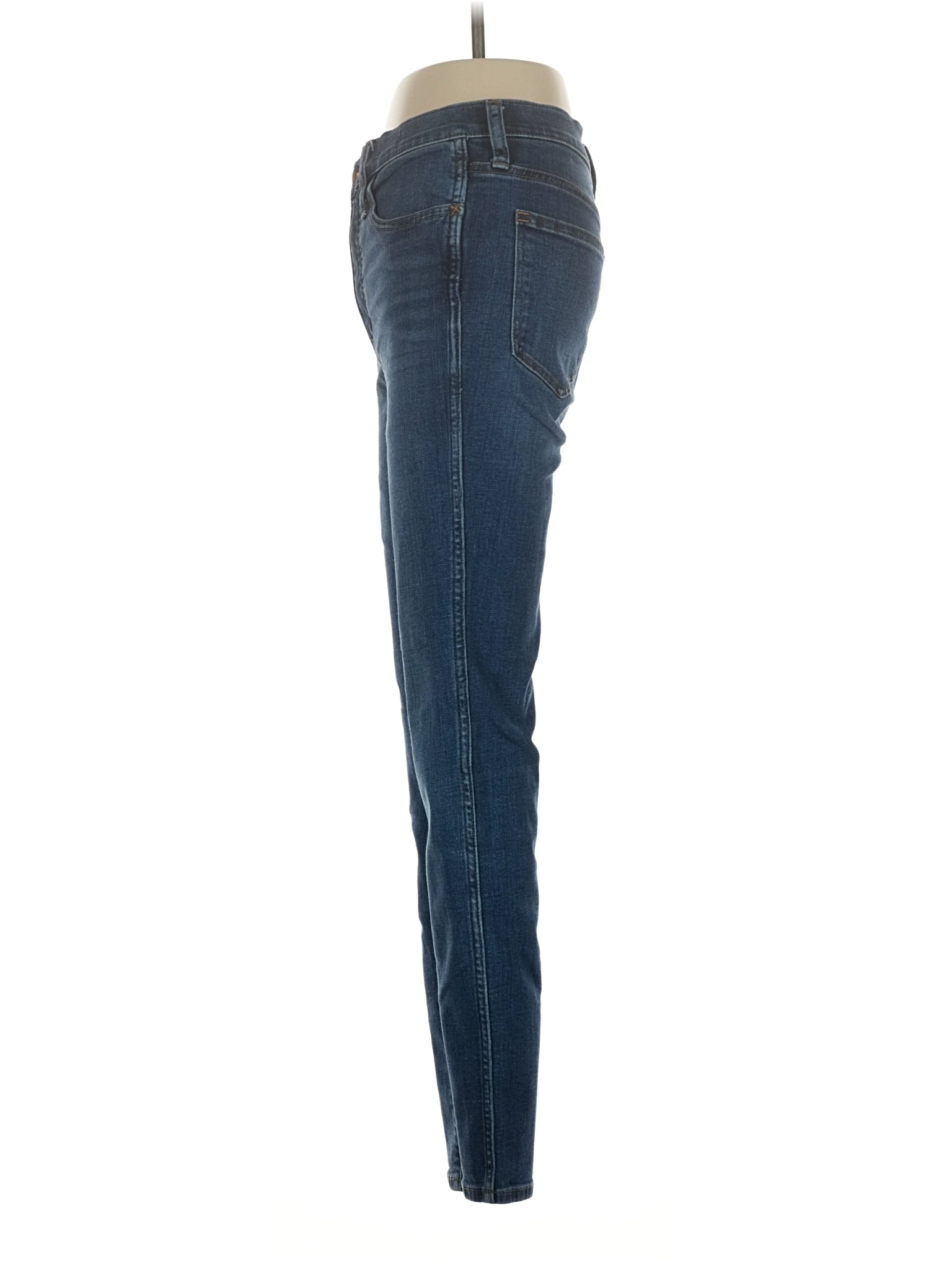 4 waist size - 25