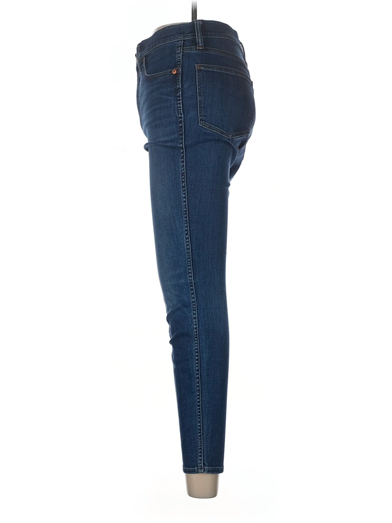 4 waist size - 28