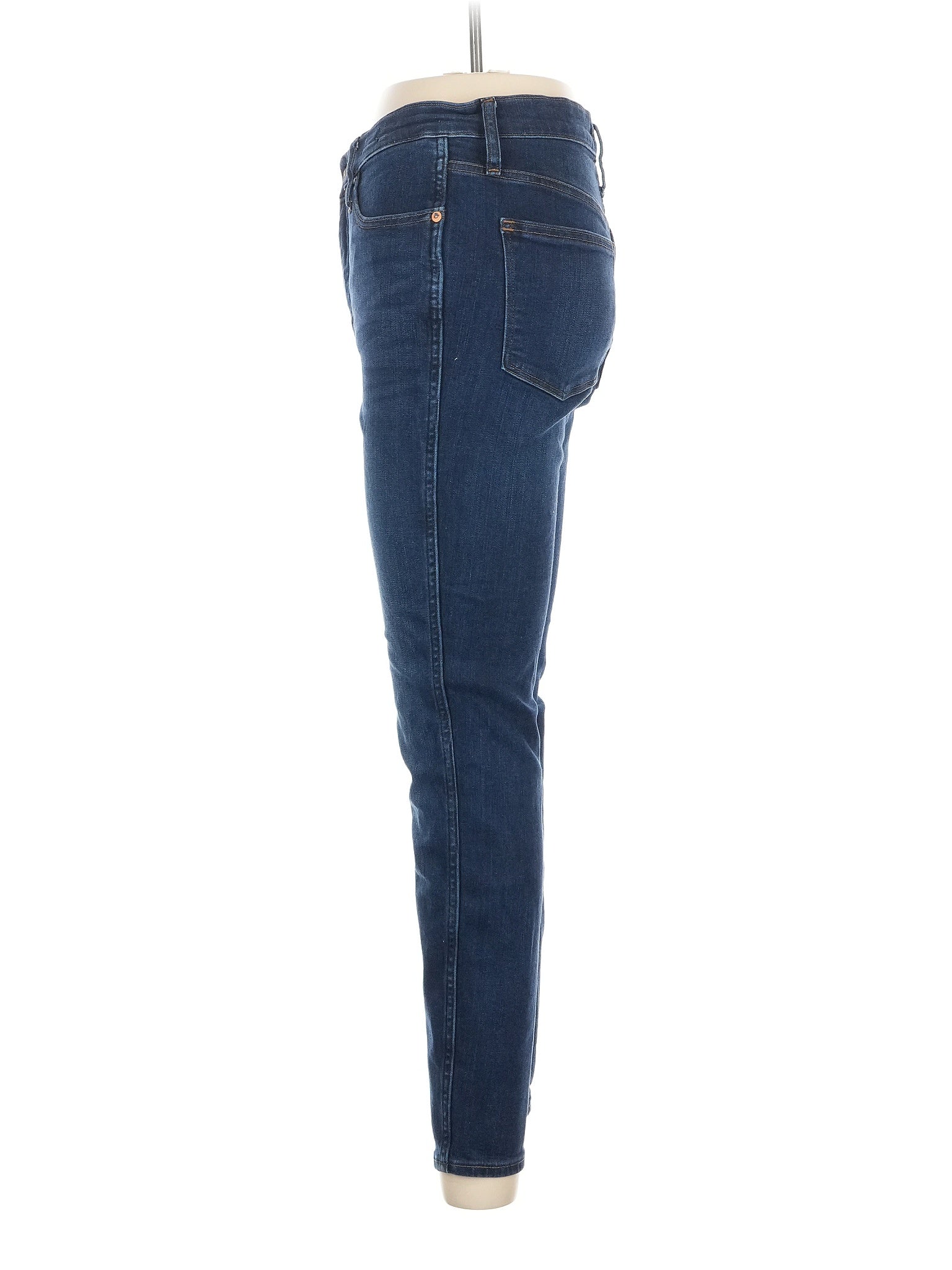 4 waist size - 28
