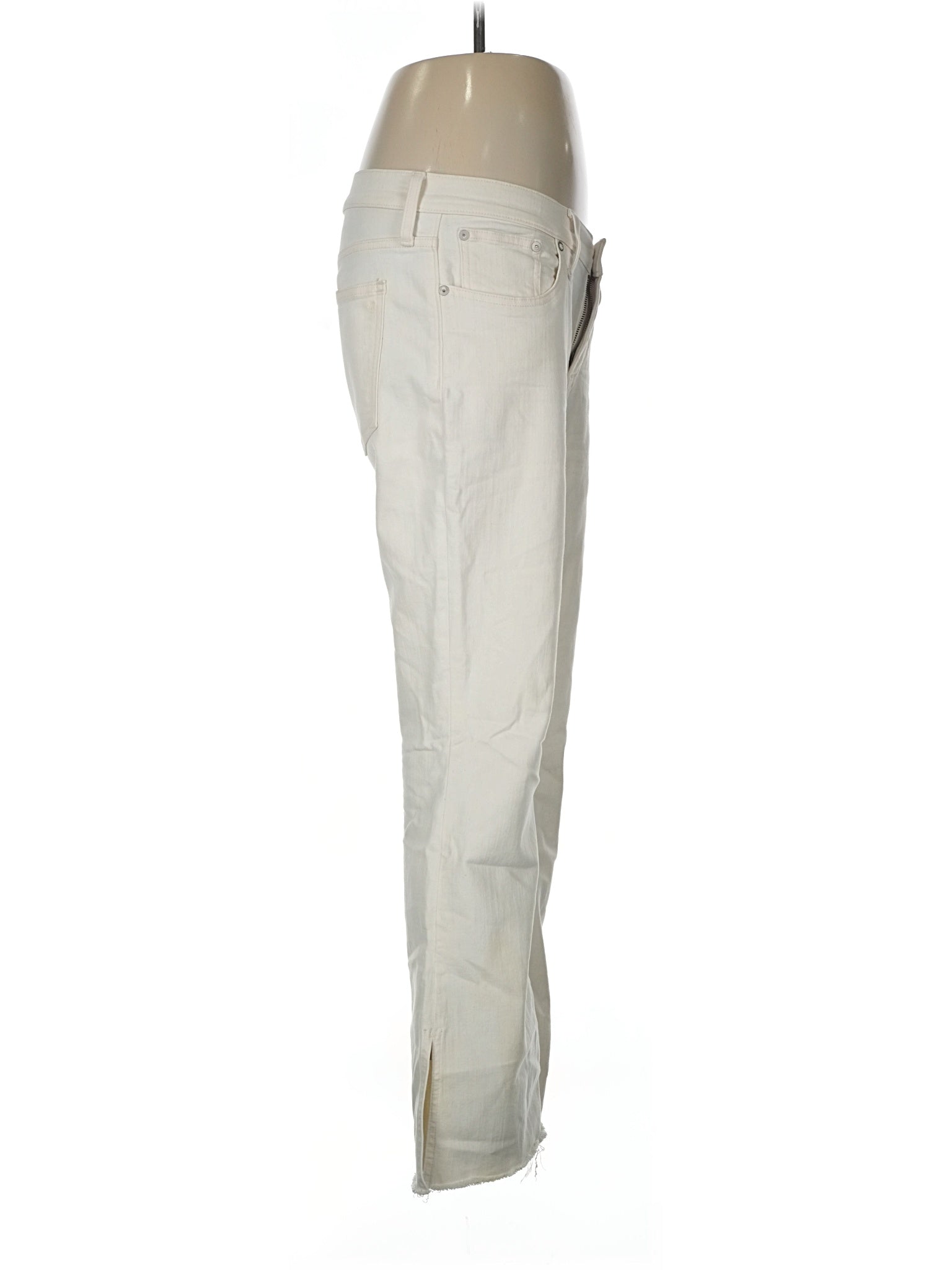 3 waist size - 28 P