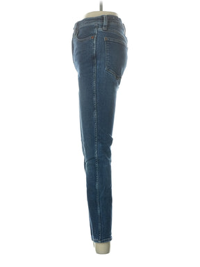 4 waist size - 24 P