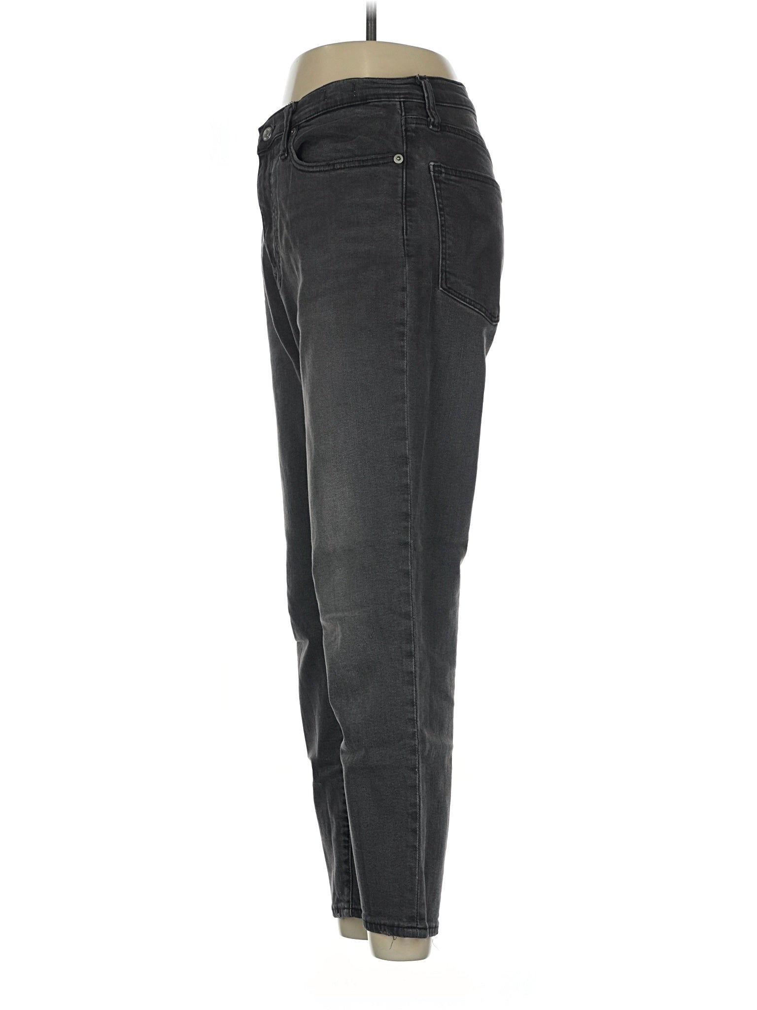 4 waist size - 28