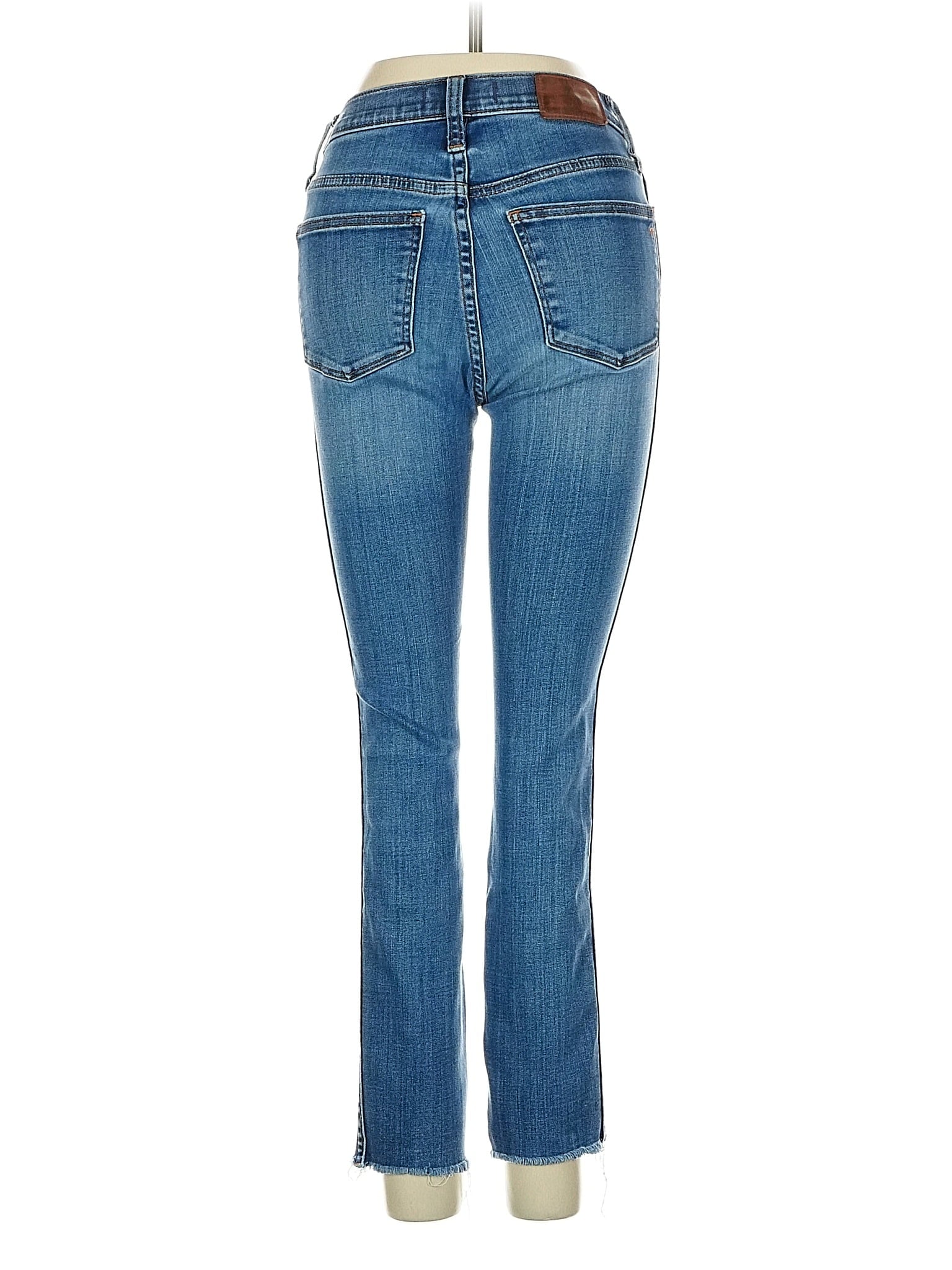 2 waist size - 23