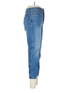 3 waist size - 28 P