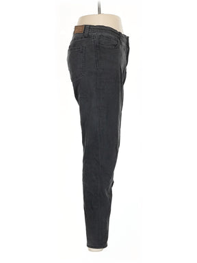 3 waist size - 28