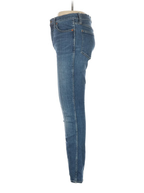 4 waist size - 28