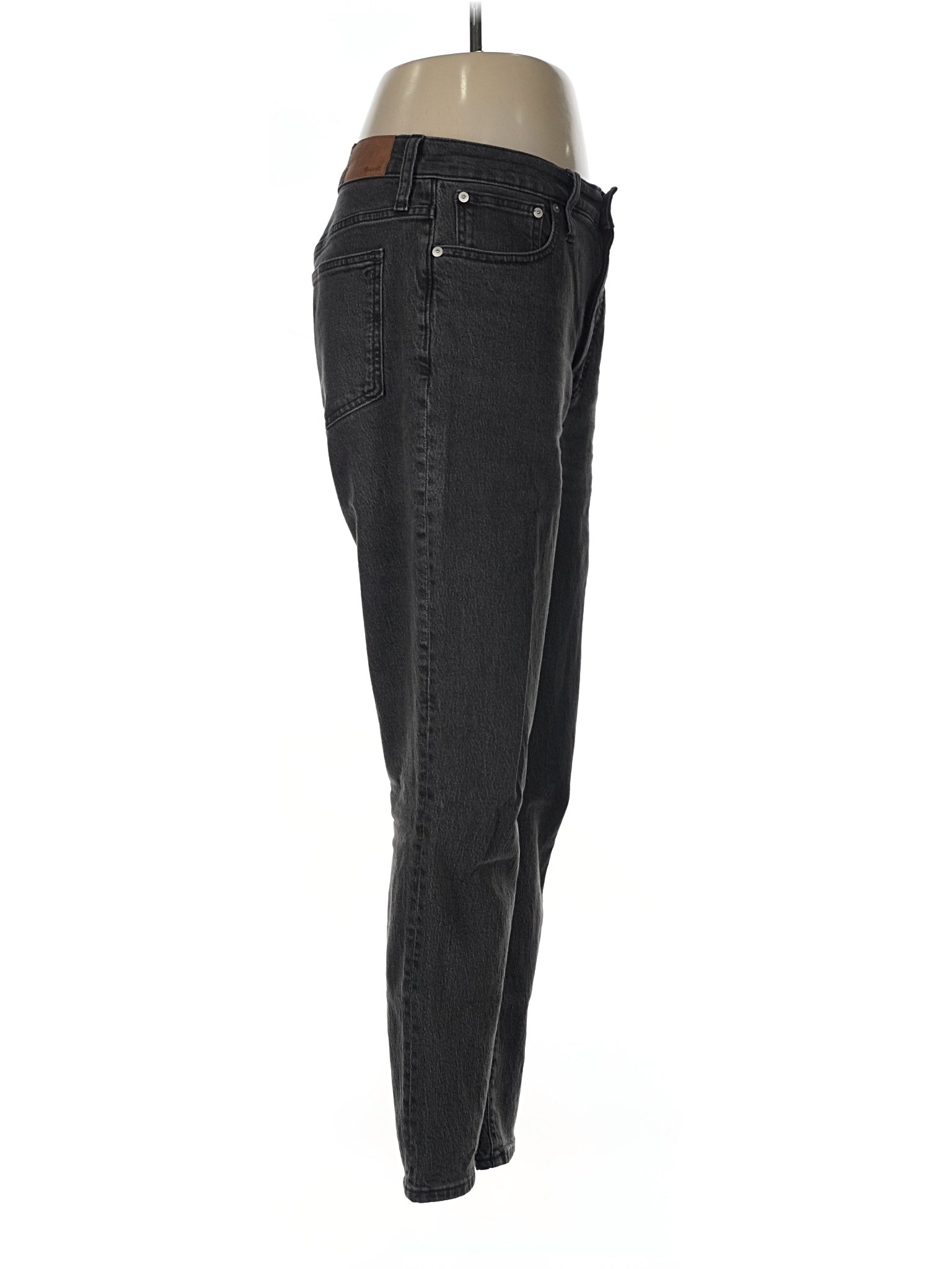 10 waist size - 28